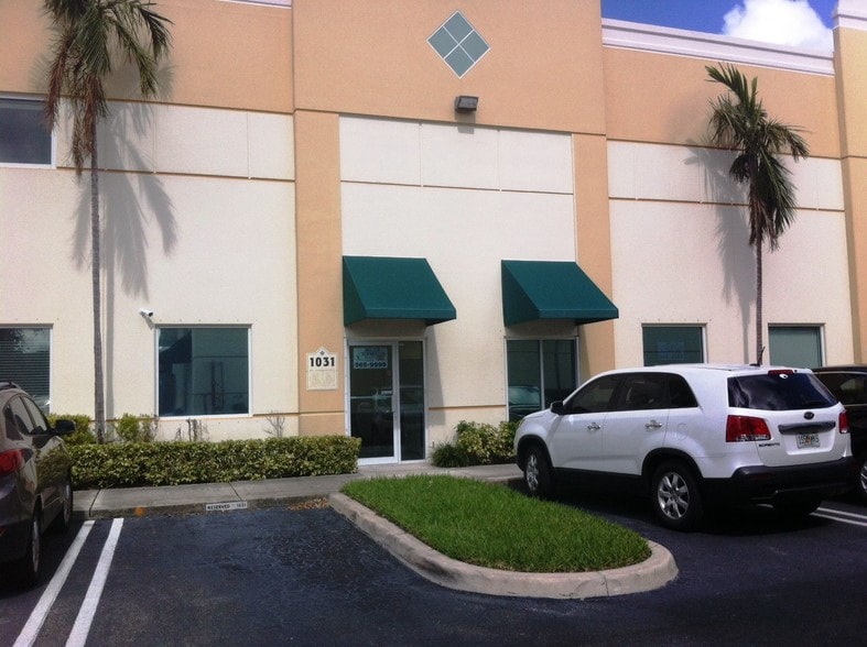 More Photos Of 1011-1039 NW 31st Ave, Pompano Beach Manufacturing For Lease