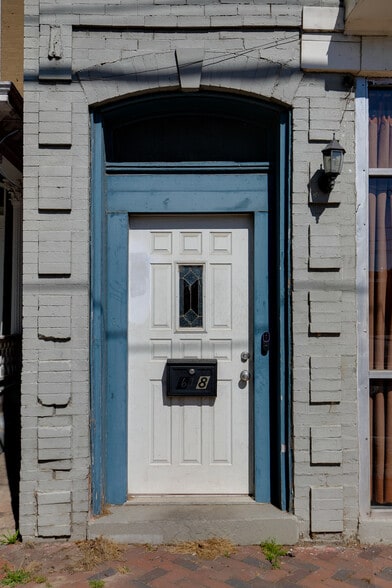 More Photos Of 618 N 1st St, Richmond Storefront Retail Residential For Sale