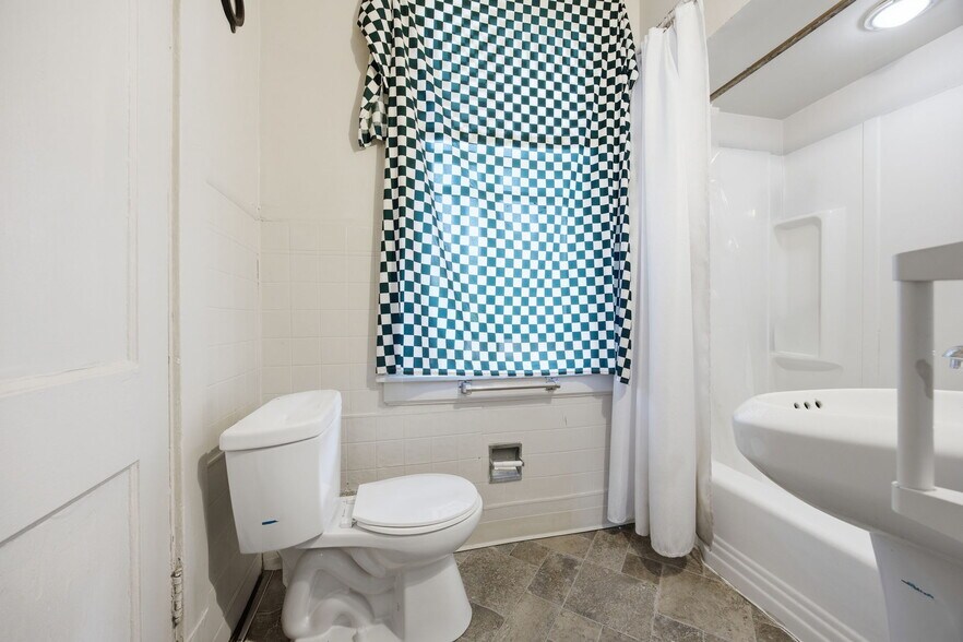 More Photos Of 1712 Termon Ave, Pittsburgh Assisted Living For Sale