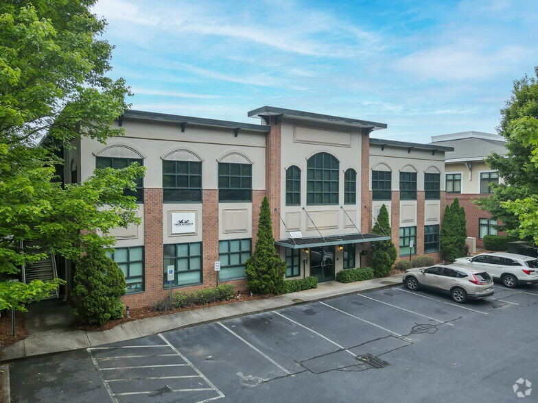 Primary Photo Of 10210 Hickorywood Hill Ave, Huntersville Medical For Sale