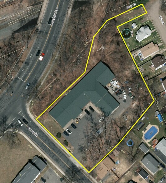 More Photos Of 11 Harvey St, Springfield General Retail For Sale