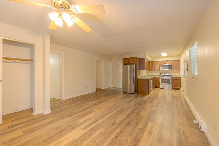 More Photos Of 836 Vine Ave, Oshkosh Apartments For Sale