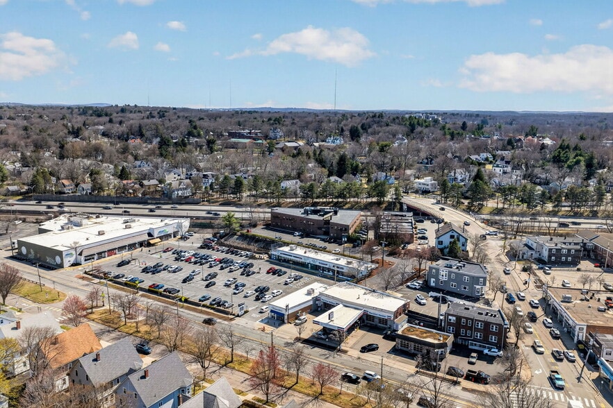 More Photos Of 450 Lexington St, Auburndale Office For Sale