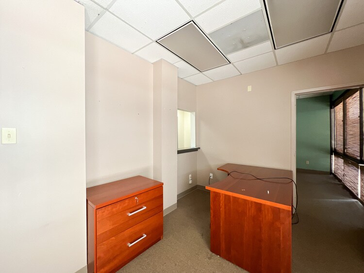 More Photos Of , Mandeville Office For Sale