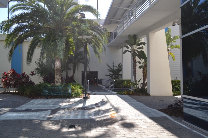 More Photos Of 3900 Millenia Blvd, Orlando Medical For Lease