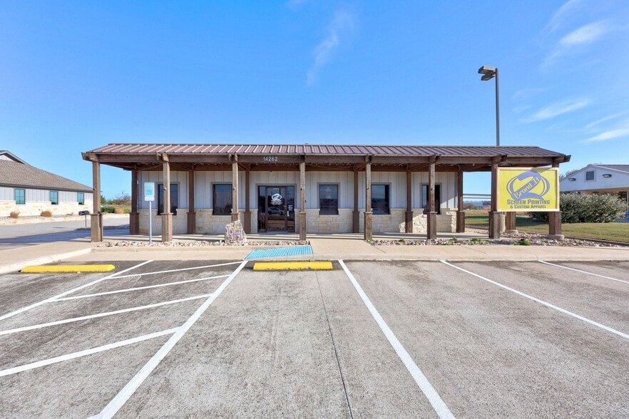 More Photos Of 14262 W State Highway 29, Liberty Hill General Retail For Sale