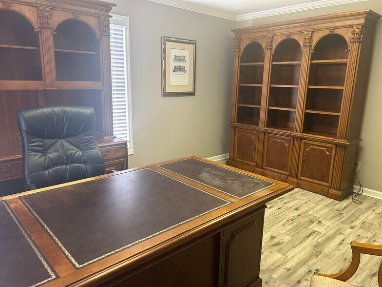 More Photos Of 3525 Holcomb Bridge Rd, Peachtree Corners Office Residential For Lease