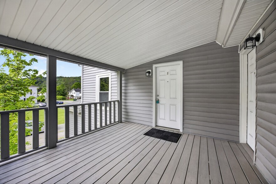 More Photos Of 464 Main St, New Milford Storefront Retail Office For Sale