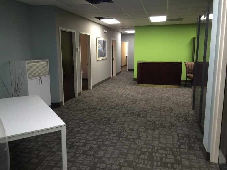 More Photos Of 3401 W Cypress St, Tampa Office For Lease