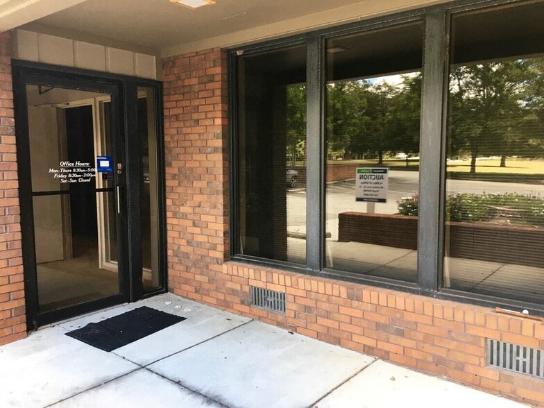 More Photos Of 1309 Milstead Ave NE, Conyers Medical For Lease