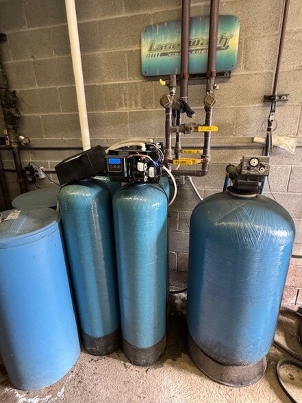 More Photos Of 78 Murtland Ave, Washington Carwash For Sale