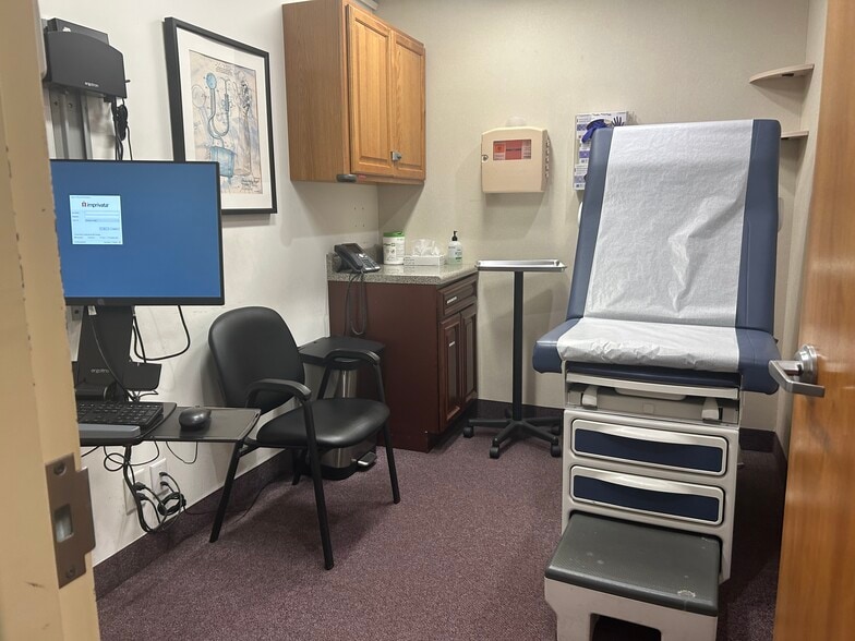More Photos Of 312 Belleville Tpke, North Arlington Medical For Sale