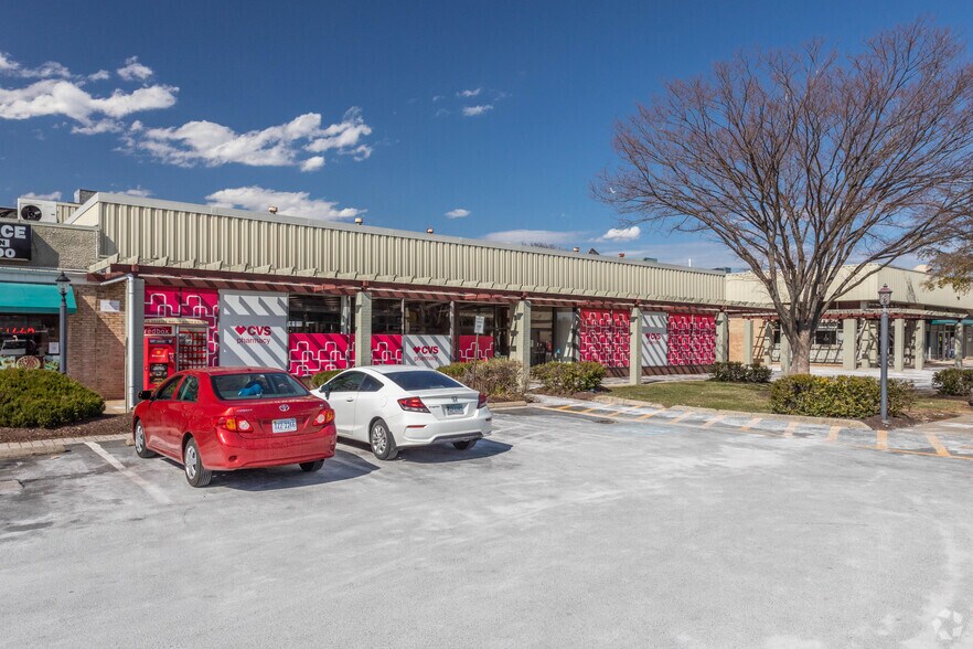 More Photos Of 150-22300 S Sterling Blvd, Sterling Unknown For Lease