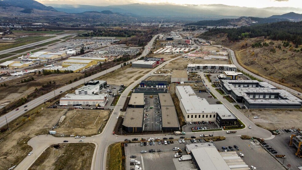 More Photos Of 2094 Pier Mac Way, Kelowna Warehouse For Sale