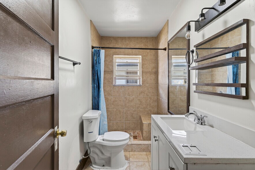 More Photos Of 2091 Locust Rd, Montrose Apartments For Sale