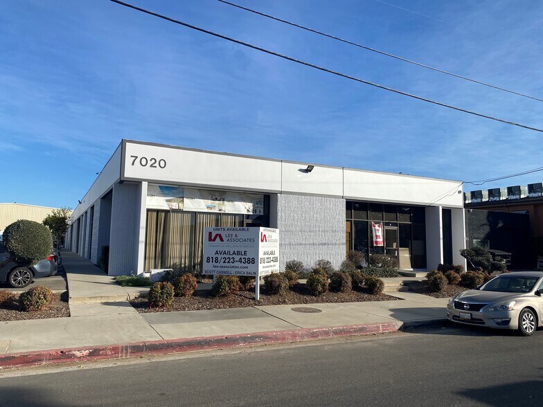 More Photos Of 7020 Hayvenhurst Ave, Van Nuys Showroom For Lease