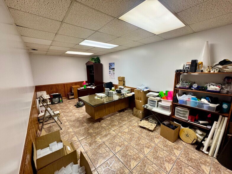 More Photos Of 555 Parque Dr, Ormond Beach Office For Sale