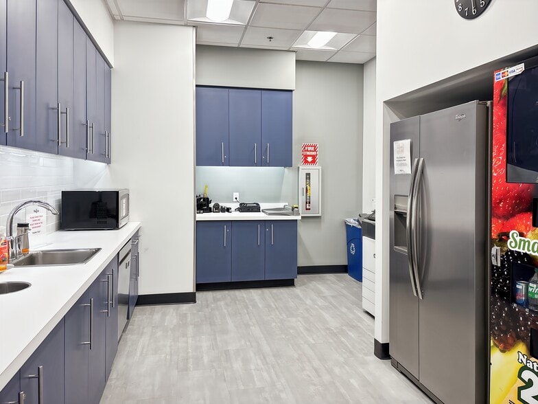 More Photos Of 50 S Main St, Naperville Coworking Space