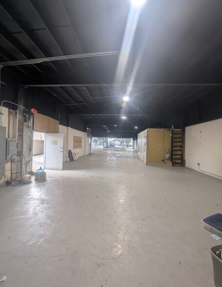 More Photos Of 1315 N Main St, Santa Ana Freestanding For Sale