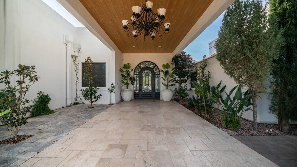 More Photos Of Cactus Rd & 101 Fwy, Scottsdale Continuing Care Retirement Community For Sale