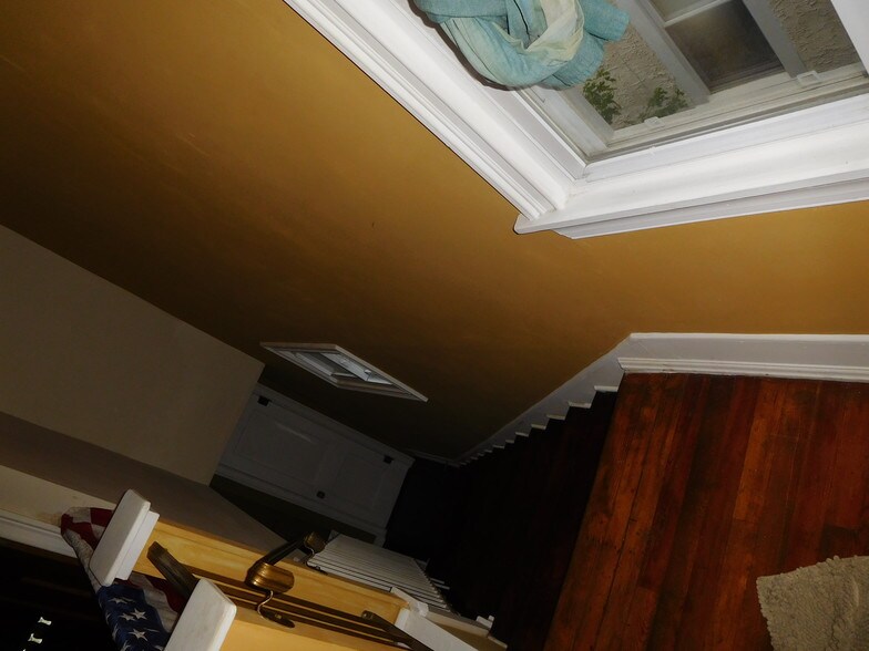 More Photos Of 2038 Grant Ave, Philadelphia Specialty For Sale