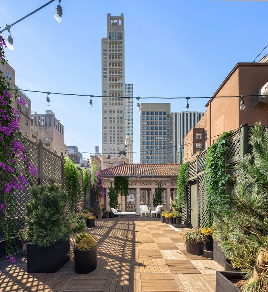 More Photos Of 35-37 E 62nd St, New York Office Residential For Sale