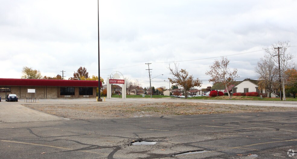 Primary Photo Of 6336 E Livingston Ave, Reynoldsburg Land For Lease