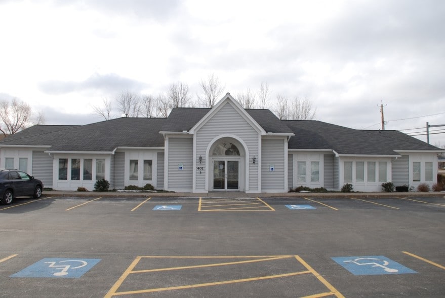 Primary Photo Of 401 Penbrooke Dr, Penfield Office For Lease
