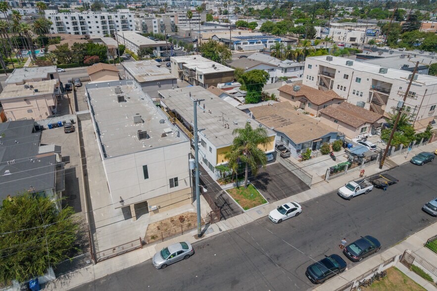 More Photos Of 5327 Auckland Ave, North Hollywood Apartments For Sale