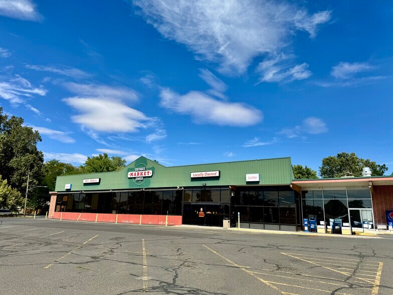 More Photos Of 905 S 2nd Ave, Walla Walla General Retail For Lease