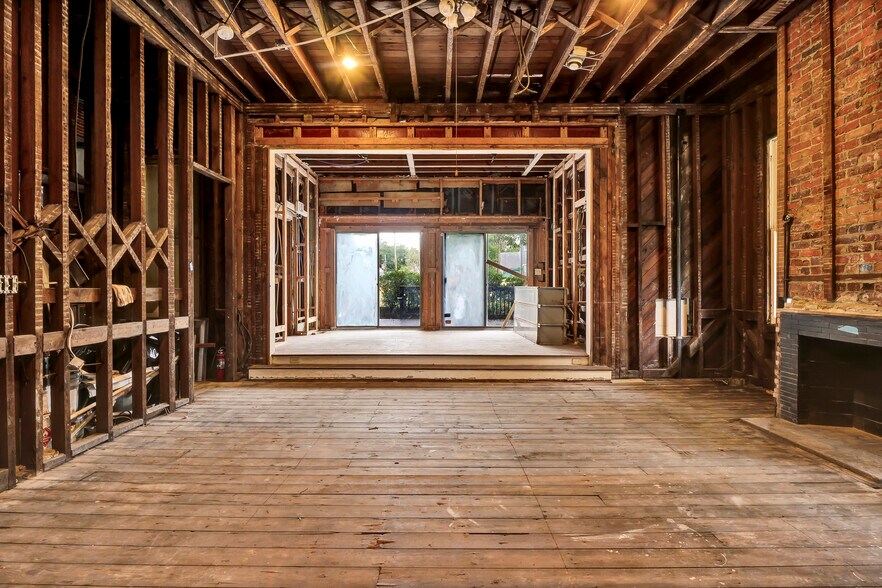 More Photos Of 708 Market St, Wilmington Apartments For Sale