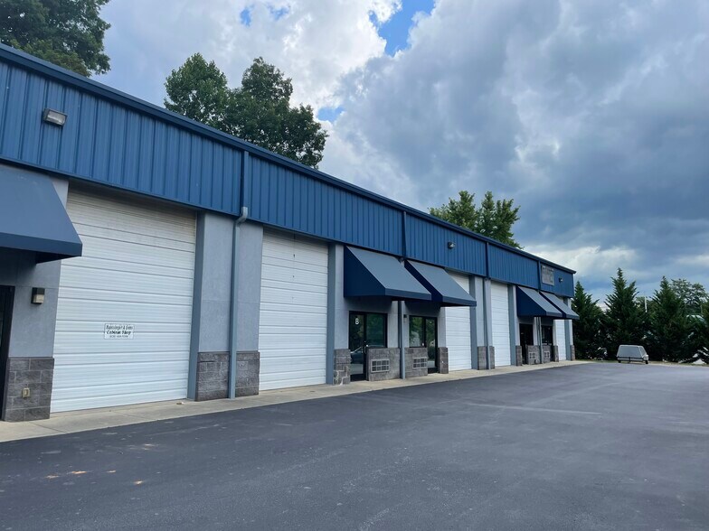 Primary Photo Of 66 Fletcher Commercial Dr, Fletcher Warehouse For Lease