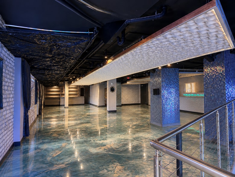 More Photos Of 1100 S Miami Ave, Miami Apartments For Lease