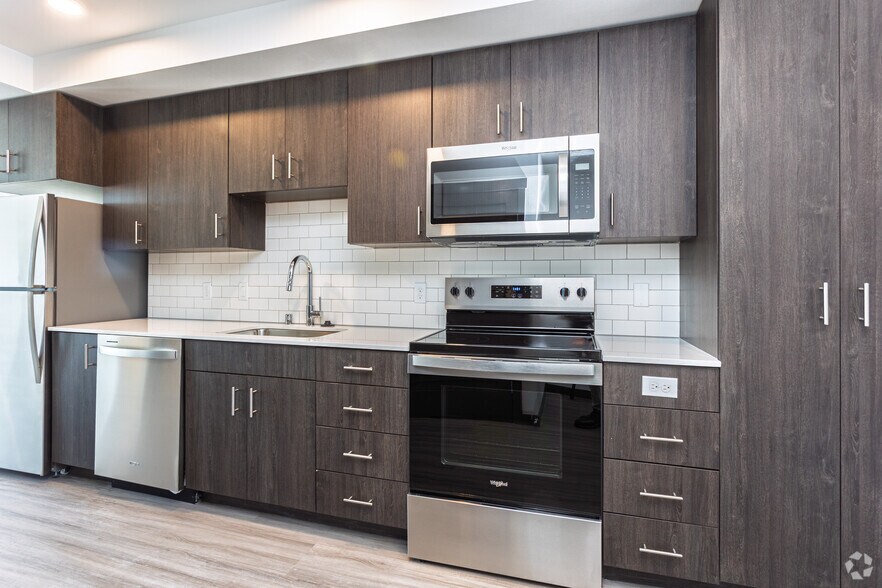 More Photos Of 1505 SW 107th St, Seattle Apartments For Lease