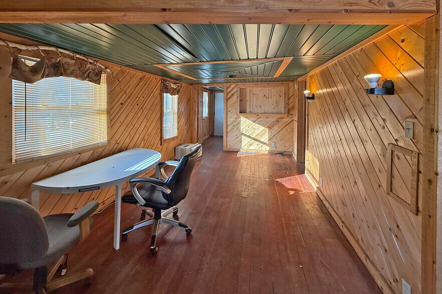 More Photos Of 3401 Highway 55, Eagan Warehouse For Lease