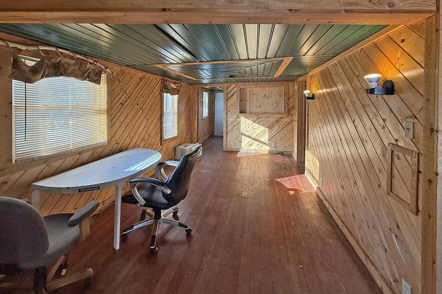 More Photos Of 3401 Highway 55, Eagan Warehouse For Lease