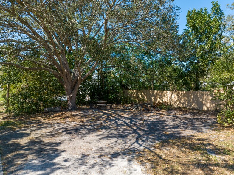 More Photos Of 5635 7th Ave N, Saint Petersburg Land For Sale