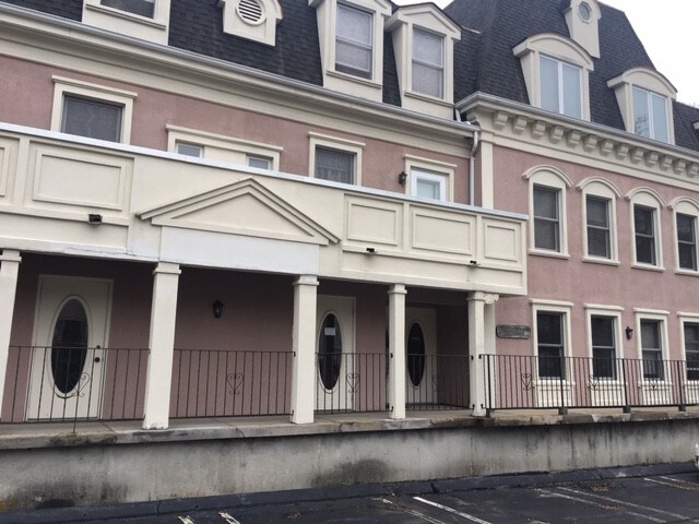 More Photos Of 185 Broad St, Milford Office Residential For Lease