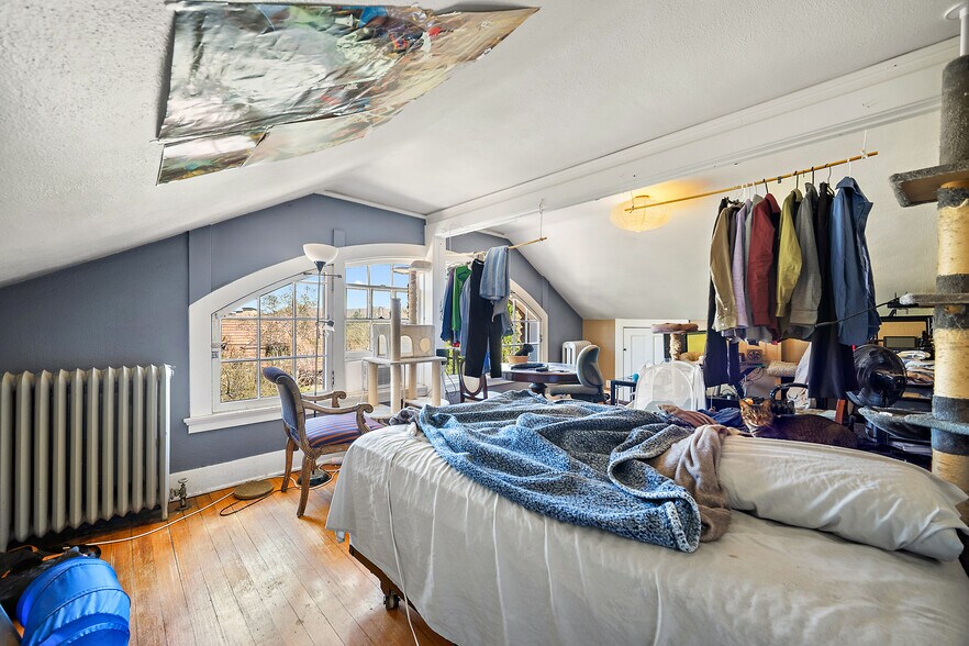 More Photos Of 33 W Willamette Ave, Colorado Springs Multifamily For Sale
