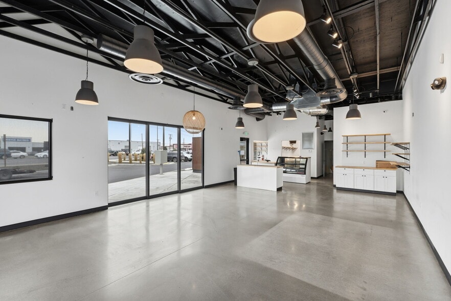 More Photos Of 1802 1st, Yakima Restaurant For Lease