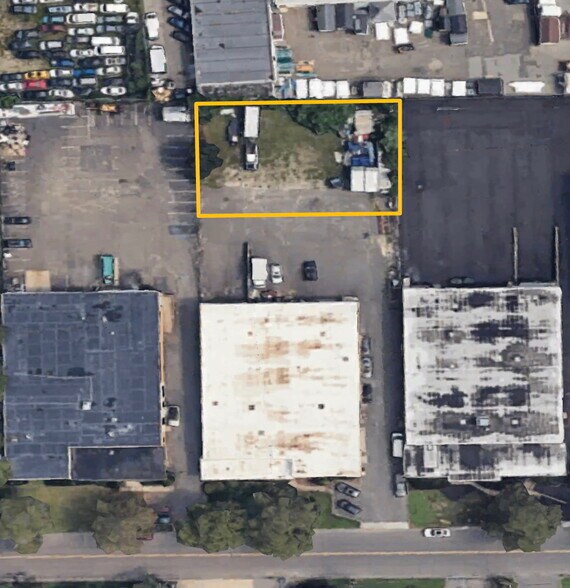 More Photos Of 95 Schmitt Blvd, Farmingdale Industrial For Sale