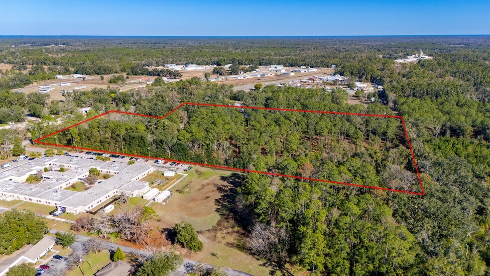 More Photos Of SE Helvenston St., Live Oak Land For Sale