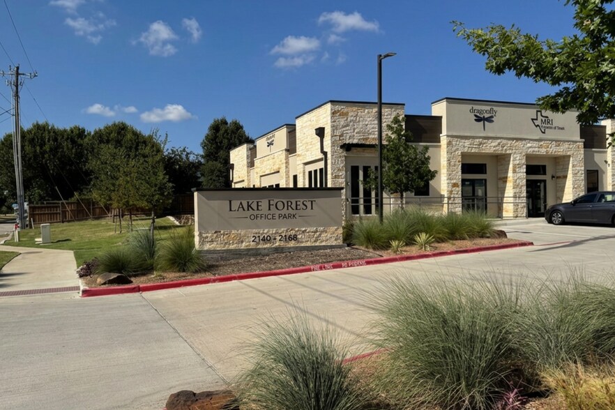More Photos Of 2168 N Lake Forest Dr, McKinney Medical For Lease