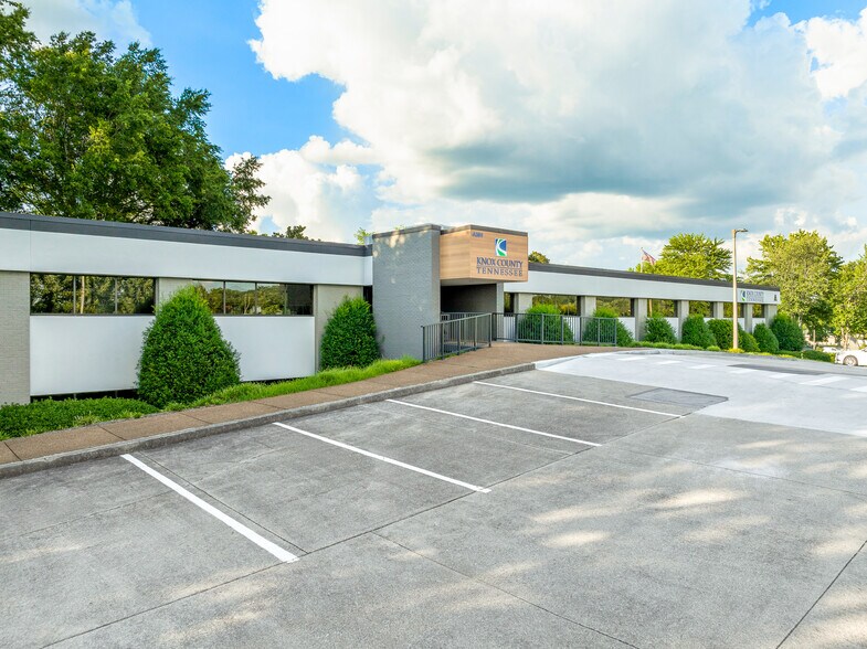 More Photos Of 9000 Executive Park Dr, Knoxville Office For Lease
