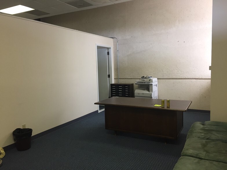 More Photos Of 101 N Shoreline Blvd, Corpus Christi Office For Lease