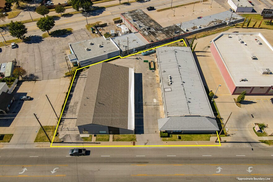 More Photos Of 1627 S Hillside St, Wichita Freestanding For Sale