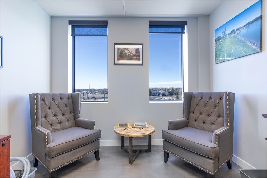 More Photos Of 11420 27th St SE, Calgary Medical For Lease