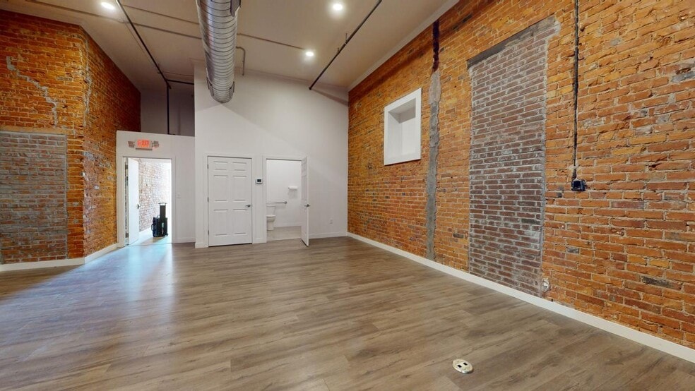 Primary Photo Of 112 W 2nd St, Grand Island Light Distribution For Lease