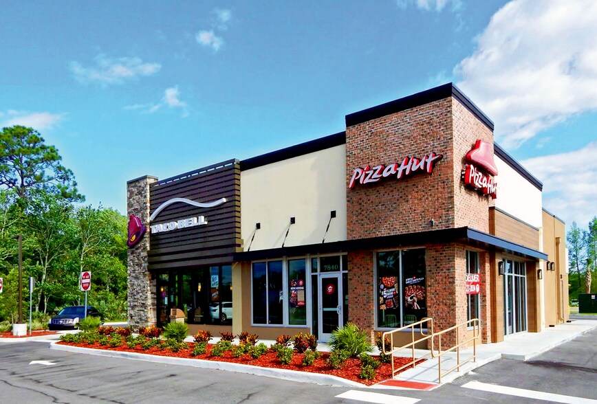 More Photos Of 7840-7850 N Wickham Rd, Melbourne Freestanding For Sale