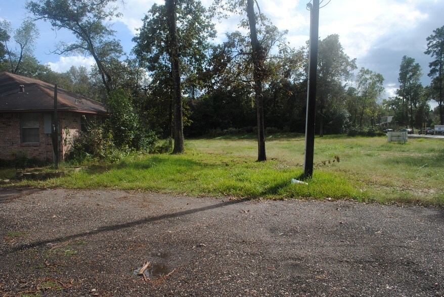 More Photos Of 25150 Gosling Rd, Spring Land For Sale